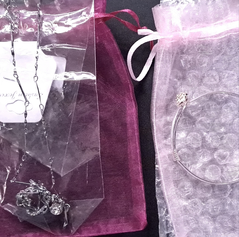 Elegant Silver Sterling Set  a Bracelet And Necklace With Pendant